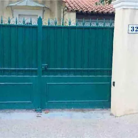 Maison De Vacances A Portissol Sur Mer